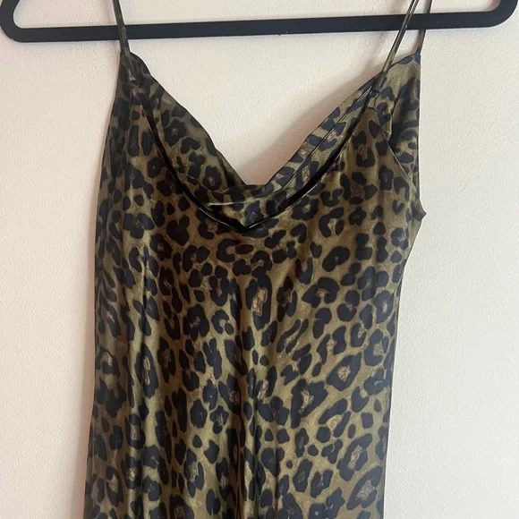Zara woman’s Animal print Flowing Camisole Midi slip on dress - Picture 16 of 16